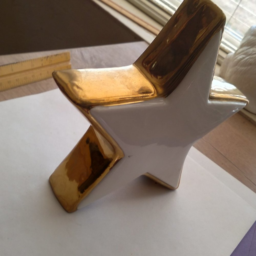 The golden star